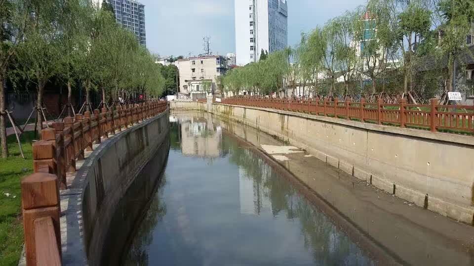 1.8米仿（fǎng）木護欄  (25).JPG