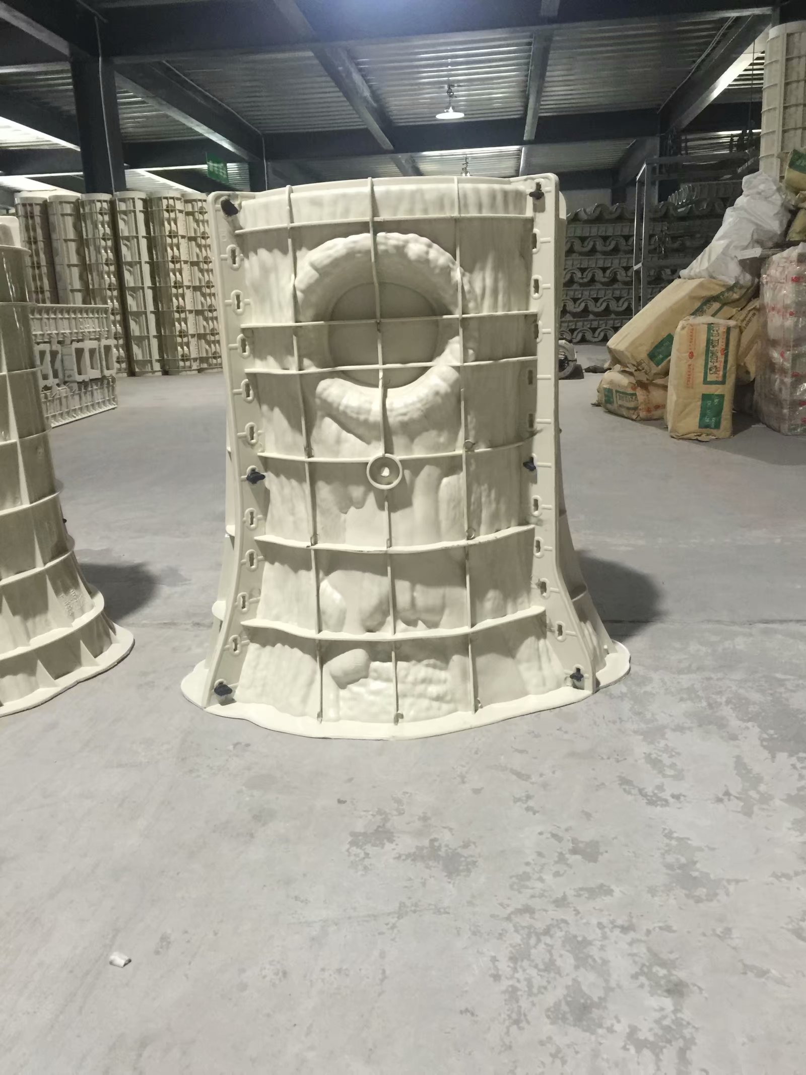 仿（fǎng）木單桶果皮箱 (模具).jpg