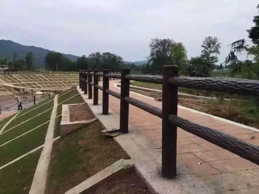 仿樹皮兩扶手護欄 (38).jpg