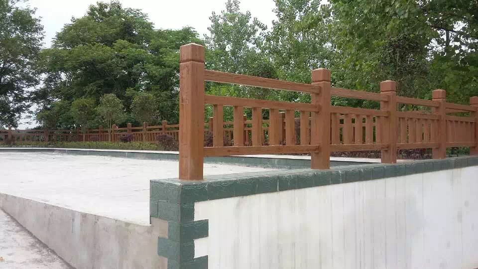 1588836474359143.jpg 1.8米仿木(mù)護(hù)欄 (13).JPG