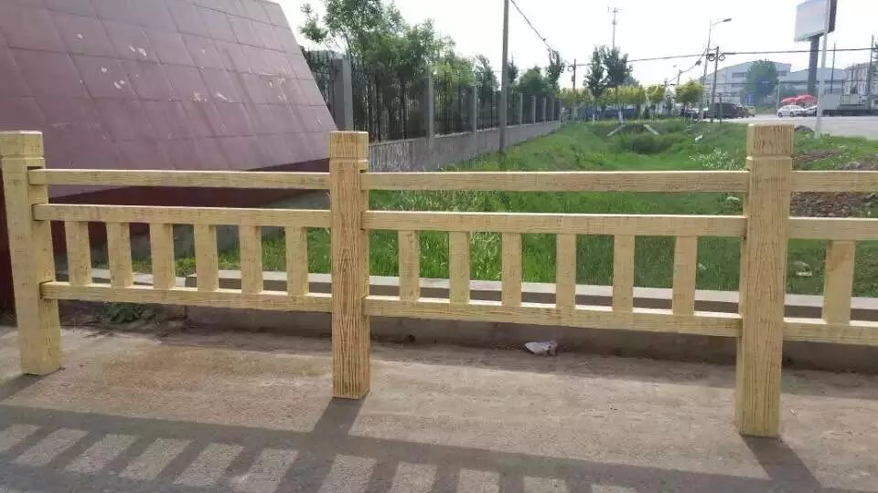 1588836474943299.jpg 1.8米仿木護欄 (10).jpg