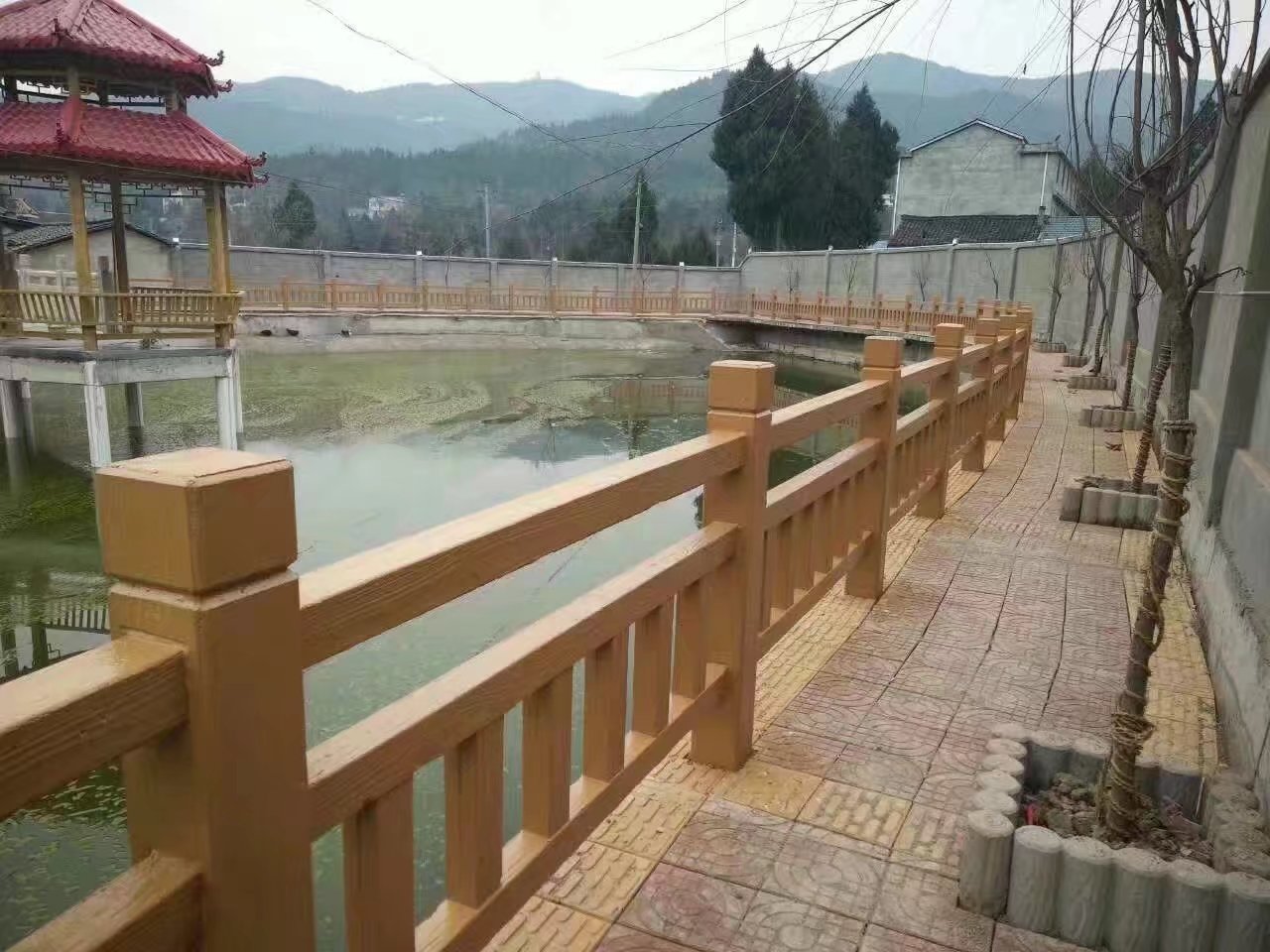 1588836475757918.jpg 1.8米仿木護欄 (9).jpg